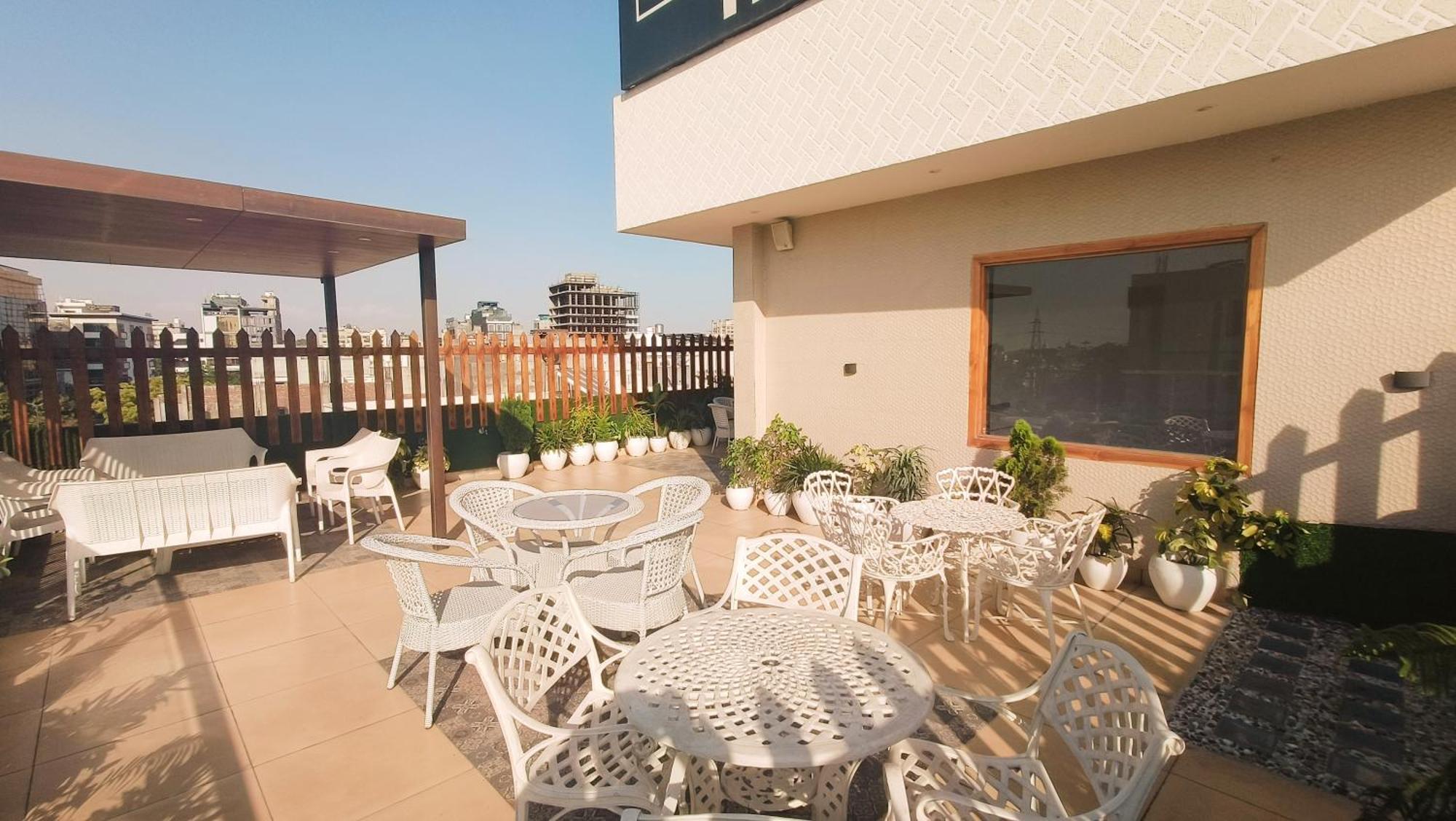 Blessings Hotel Amritsar Exterior photo